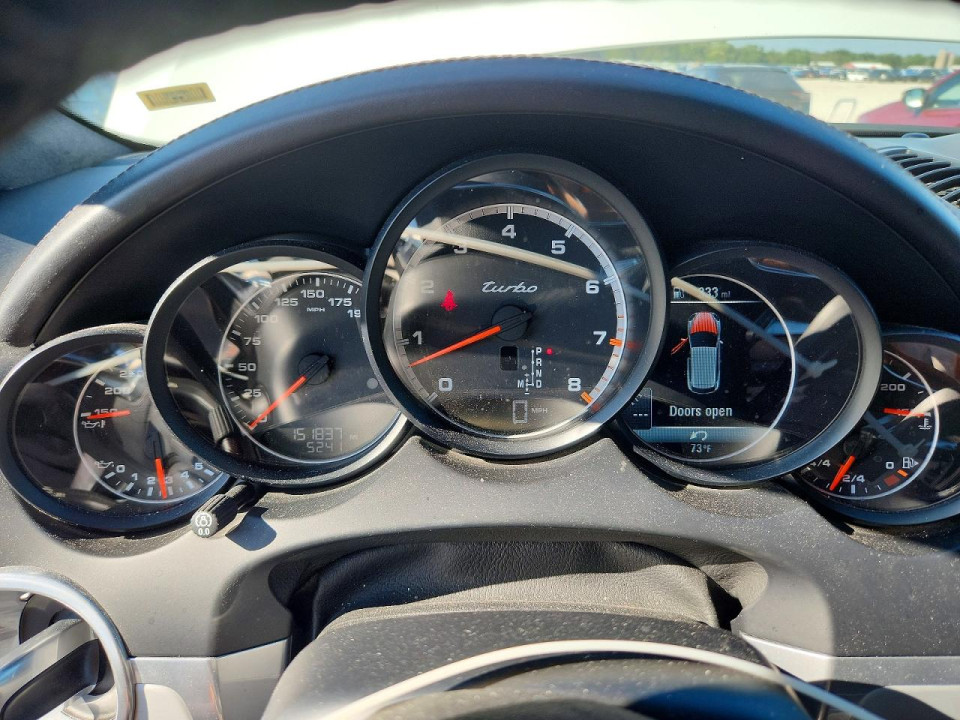 Porsche CAYENNE 2015 — Copart