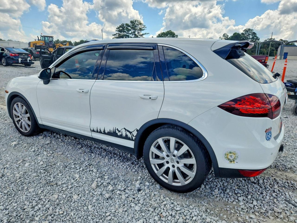 Porsche CAYENNE 2012 — Copart