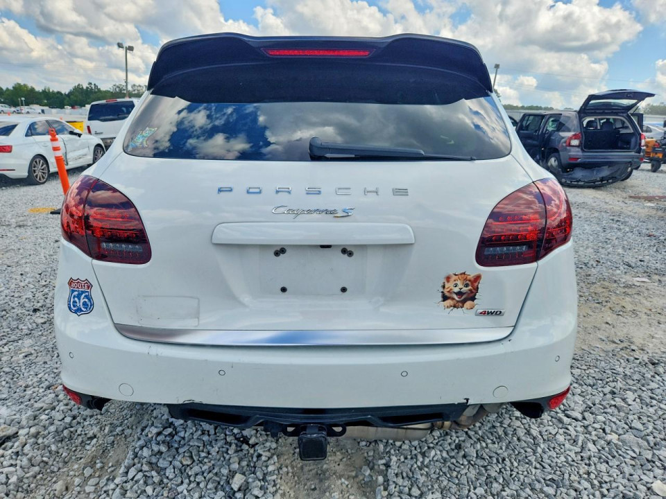 Porsche CAYENNE 2012 — Copart