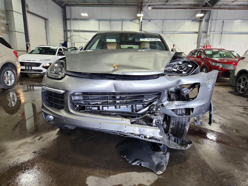 Porsche CAYENNE 2016 — Copart