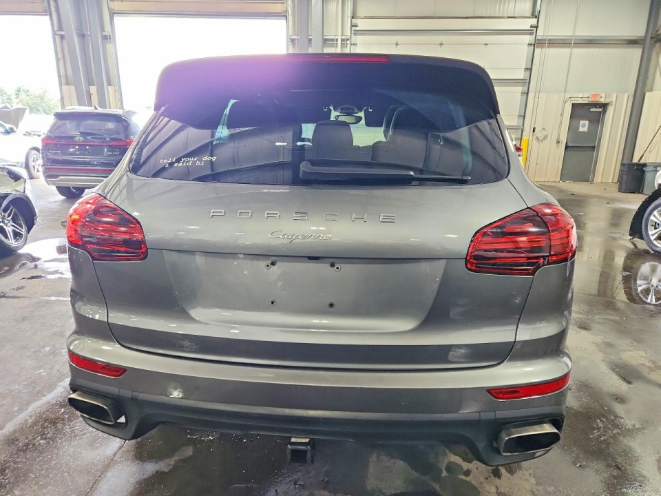 Porsche CAYENNE 2016 — Copart