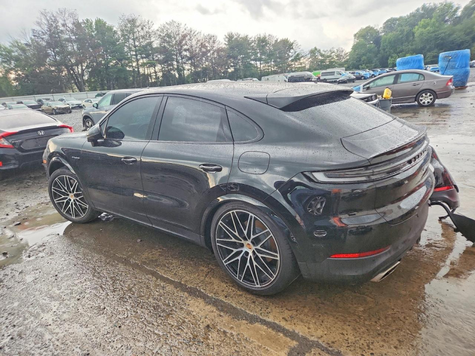 Porsche CAYENNE 2025 — Copart