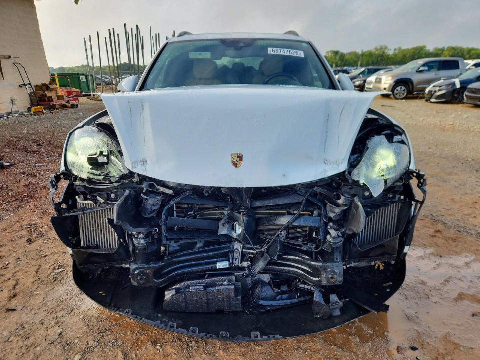 Porsche CAYENNE 2016 — Copart