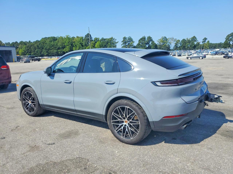 Porsche CAYENNE 2025 — Copart