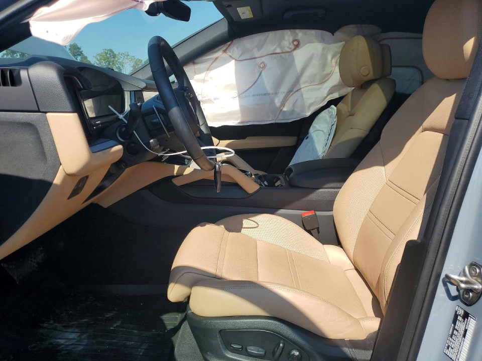 Porsche CAYENNE 2025 — Copart