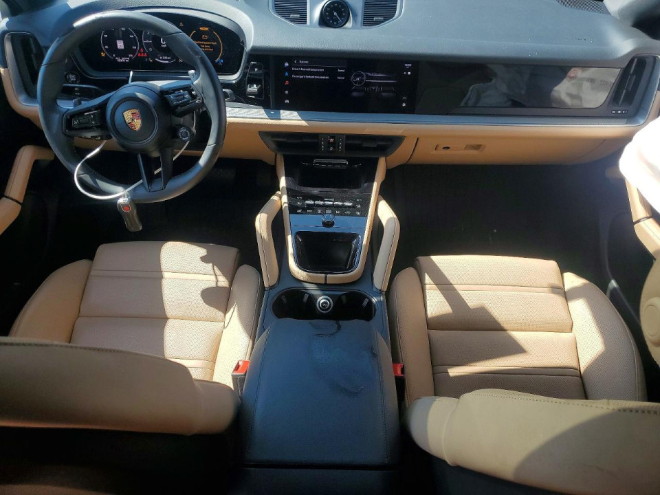 Porsche CAYENNE 2025 — Copart