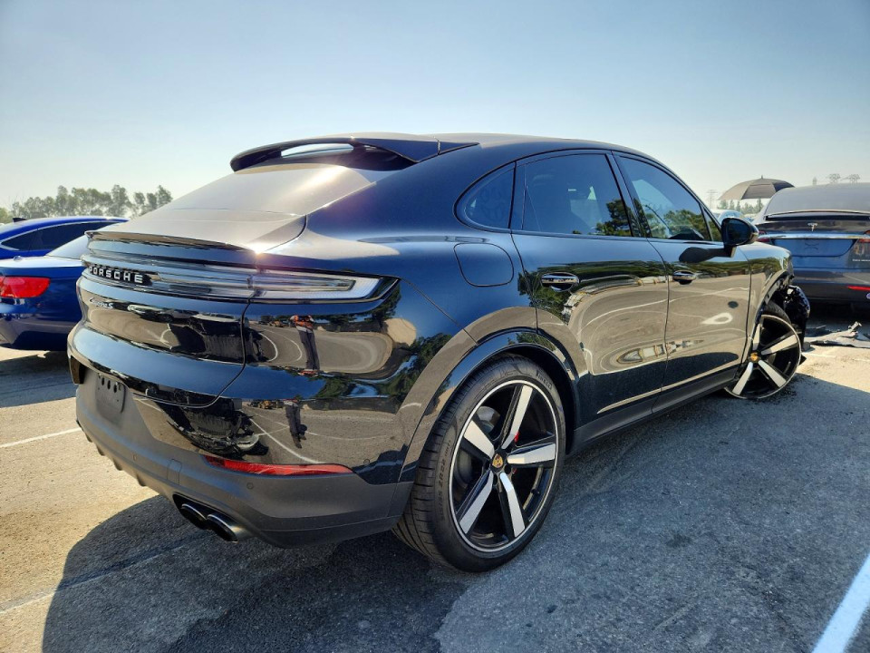 Porsche CAYENNE 2024 — Copart