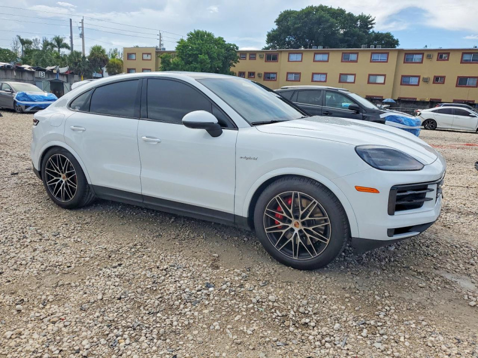 Porsche CAYENNE 2026 — Copart
