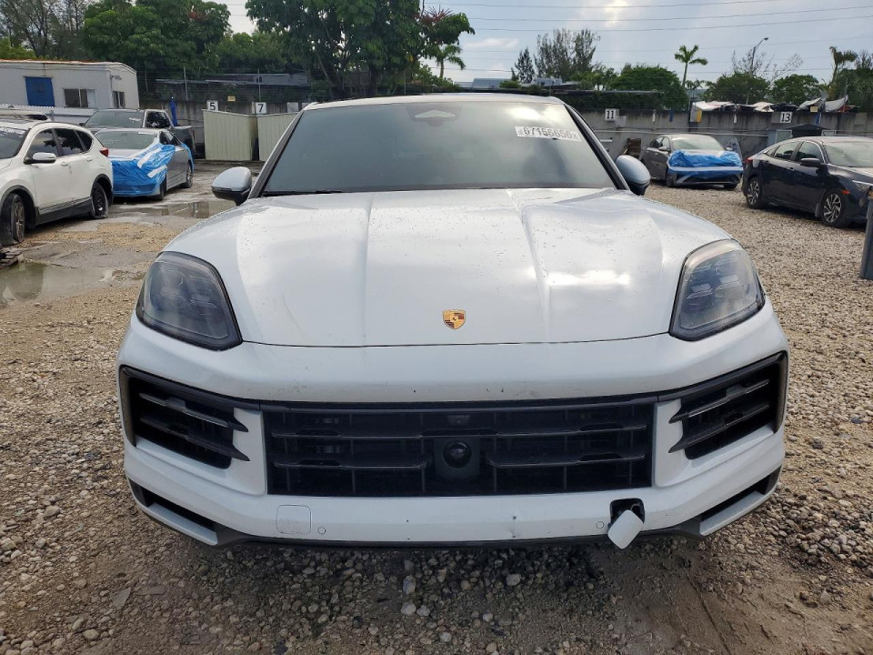 Porsche CAYENNE 2026 — Copart