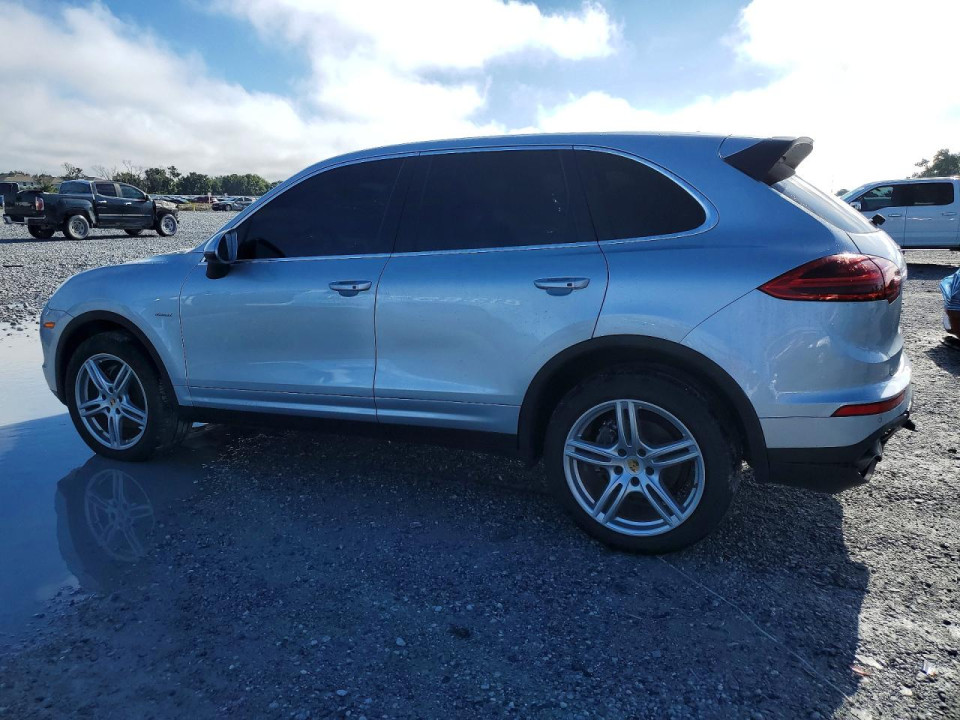 Porsche CAYENNE 2016 — Copart