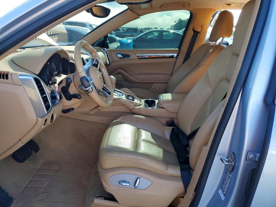 Porsche CAYENNE 2016 — Copart
