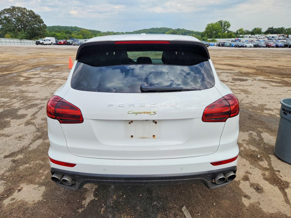 Porsche CAYENNE 2016 — Copart