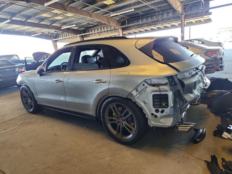 Porsche CAYENNE 2026 — Copart