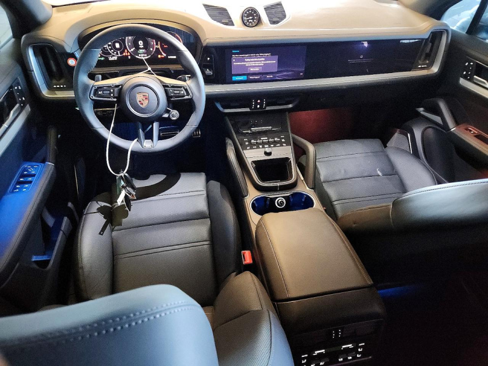 Porsche CAYENNE 2026 — Copart
