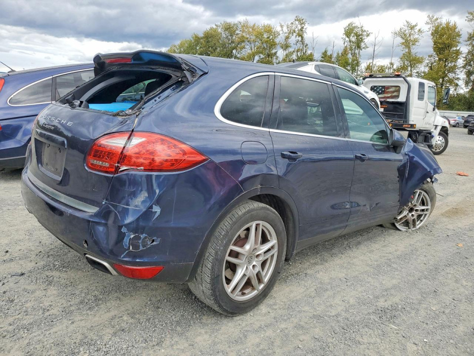 Porsche CAYENNE 2012 — Copart