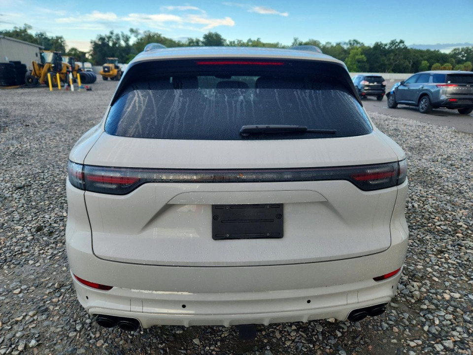 Porsche CAYENNE 2022 — Copart