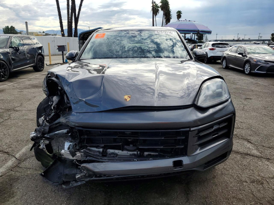 Porsche CAYENNE 2025 — Copart