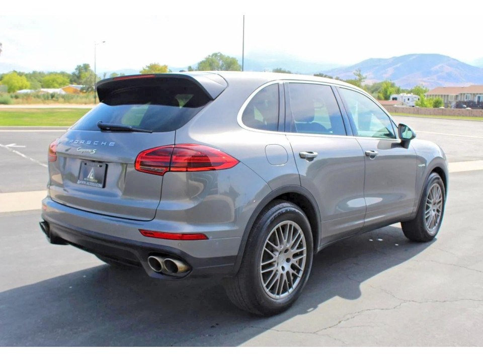 Porsche CAYENNE 2015 — Copart