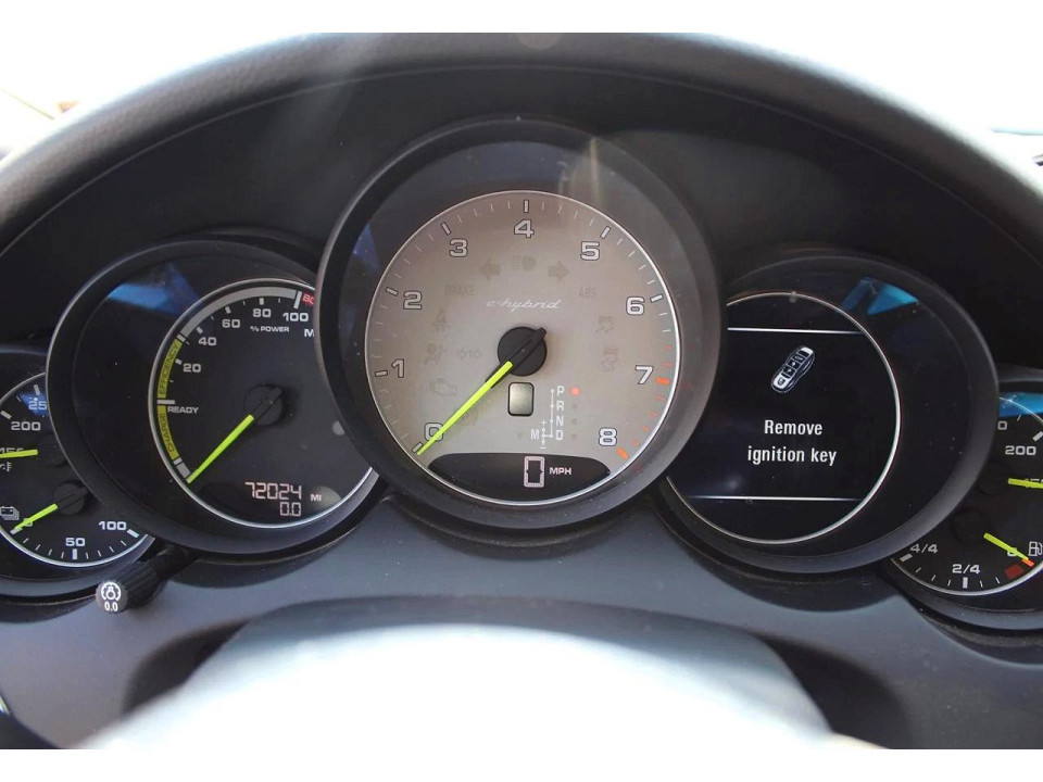 Porsche CAYENNE 2015 — Copart