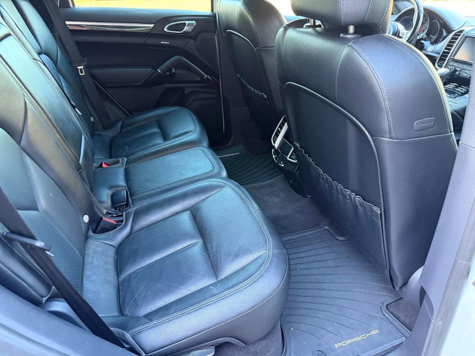 Porsche CAYENNE 2015 — Copart