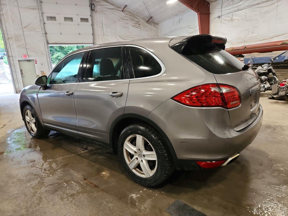 Porsche CAYENNE 2012 — Copart