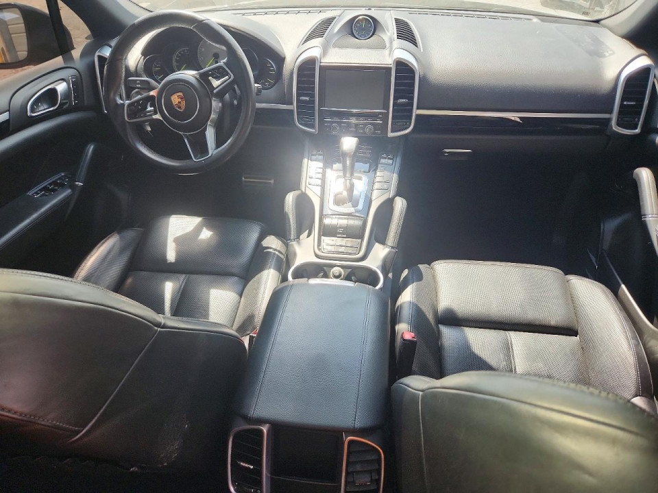 Porsche CAYENNE 2016 — Copart