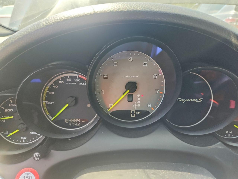Porsche CAYENNE 2016 — Copart