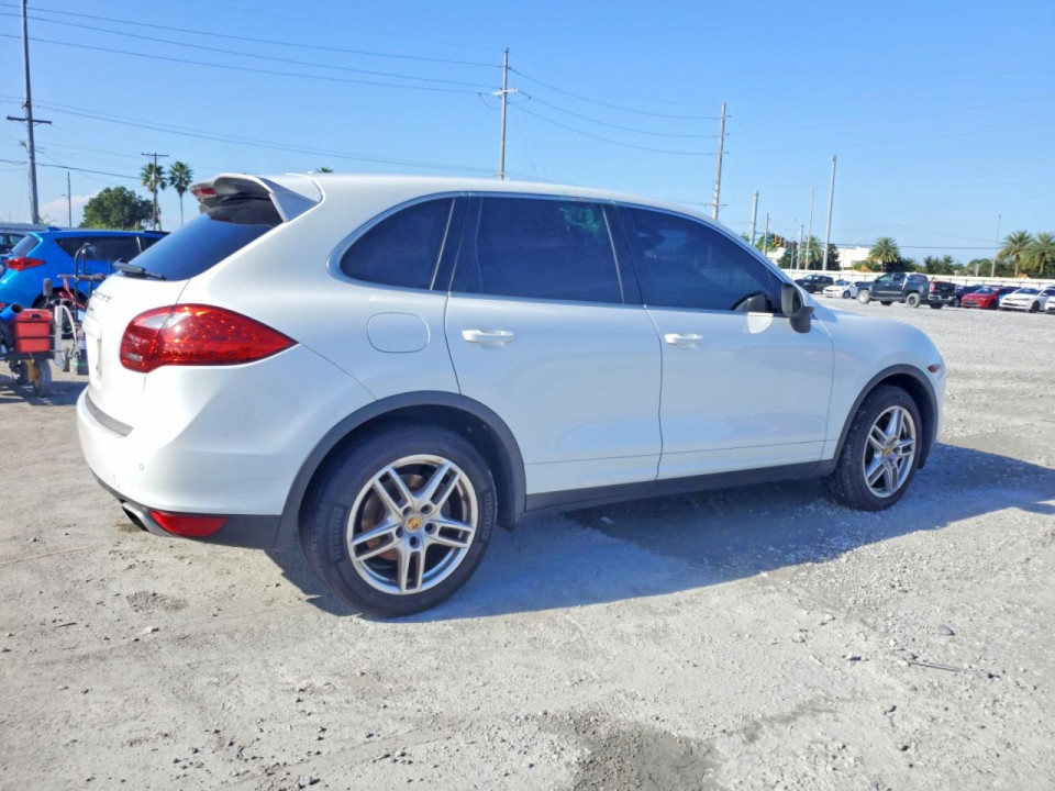 Porsche CAYENNE 2014 — Copart