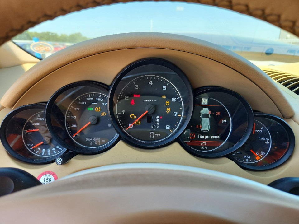Porsche CAYENNE 2012 — Copart