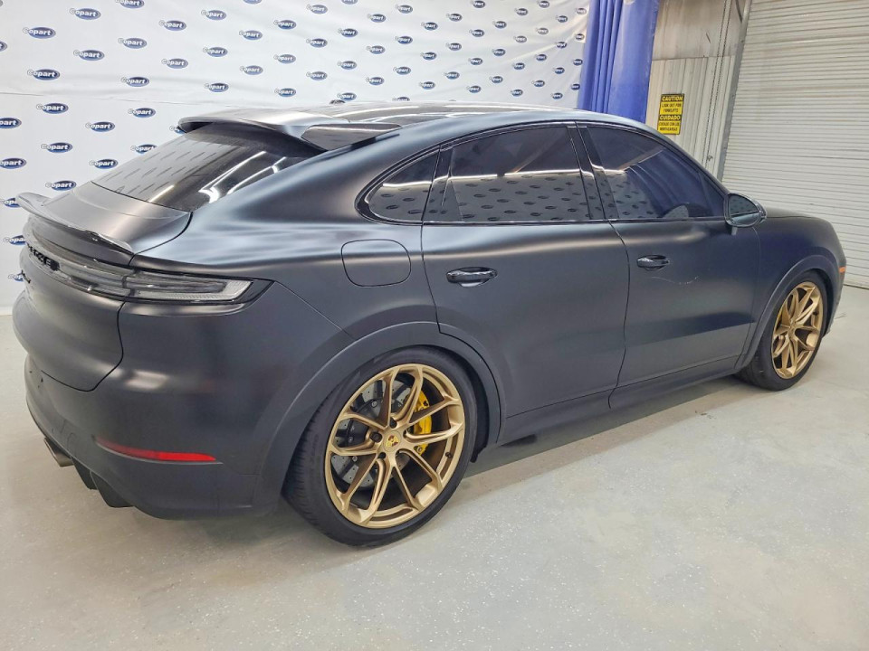 Porsche CAYENNE 2024 — Copart