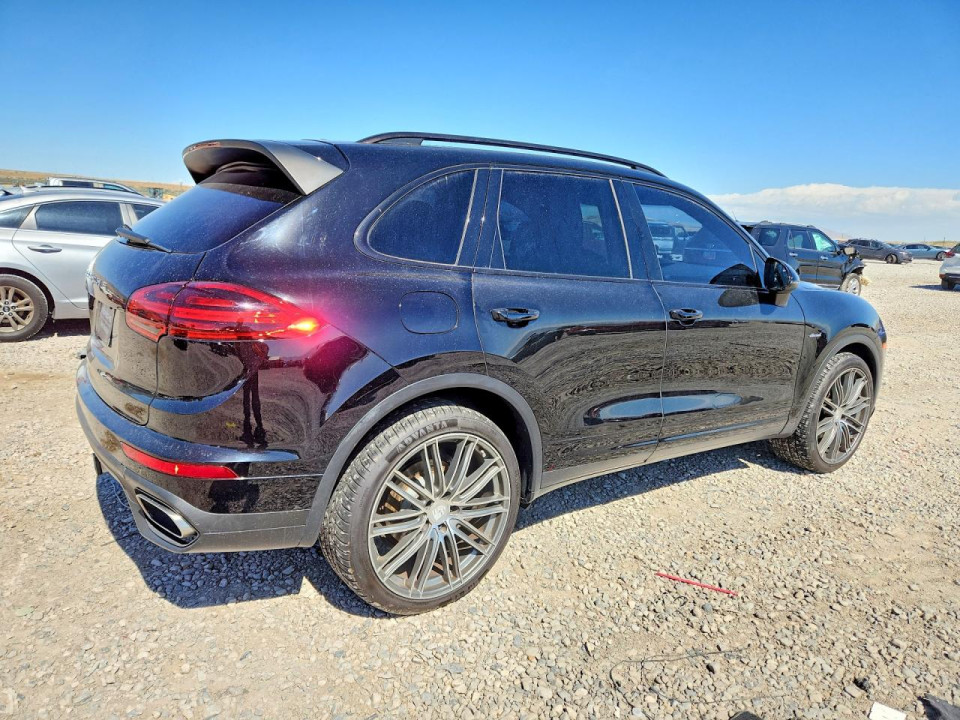 Porsche CAYENNE 2016 — Copart