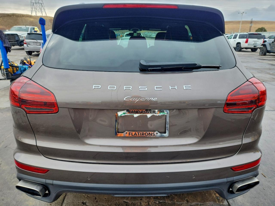 Porsche CAYENNE 2016 — Copart