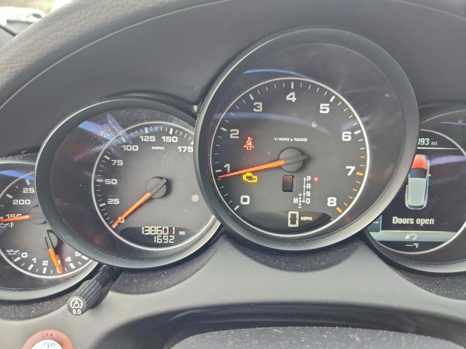 Porsche CAYENNE 2016 — Copart