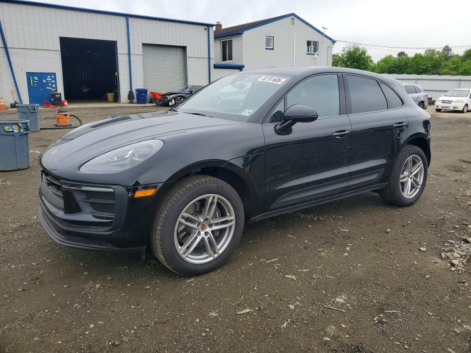 Porsche MACAN BASE 2026 — Copart