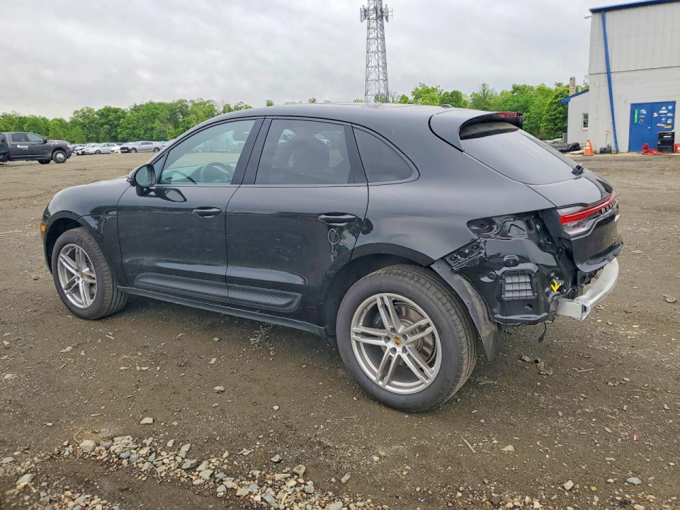 Porsche MACAN BASE 2026 — Copart
