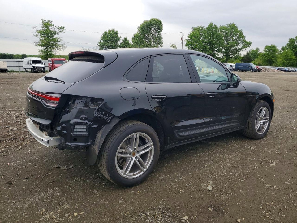 Porsche MACAN BASE 2026 — Copart