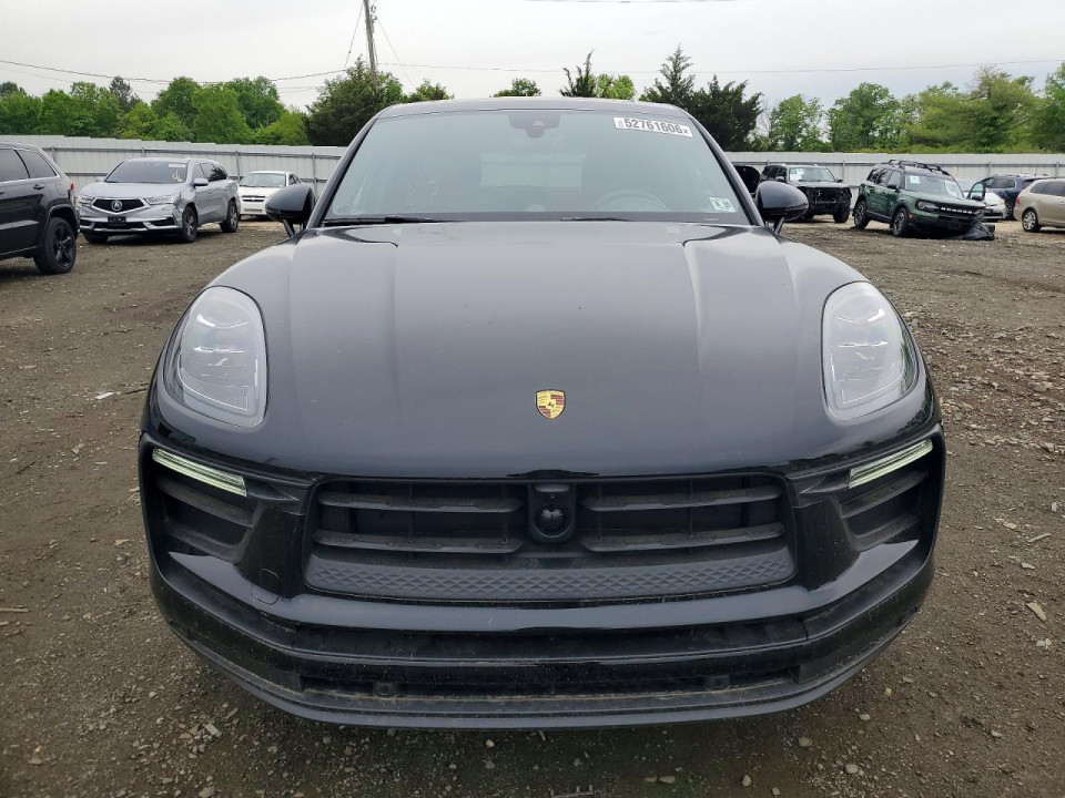 Porsche MACAN BASE 2026 — Copart
