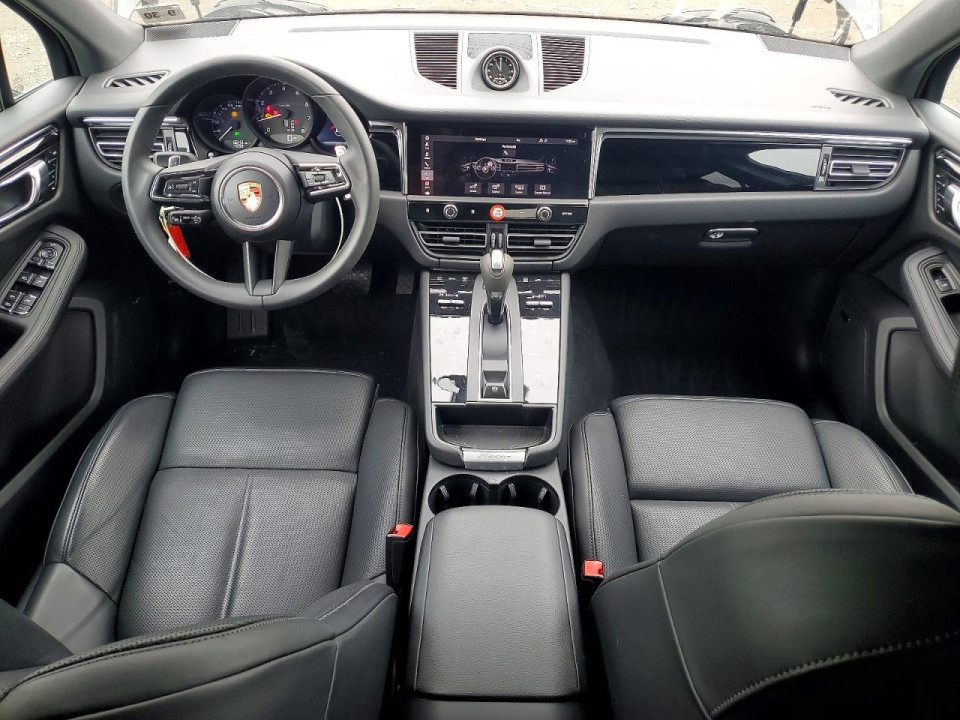 Porsche MACAN BASE 2026 — Copart