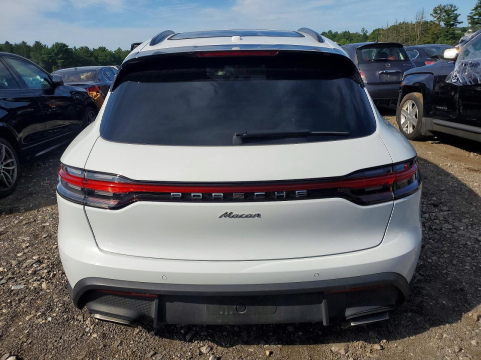 Porsche MACAN BASE 2024 — Copart