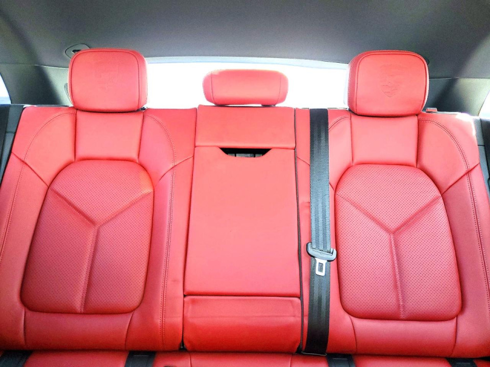Porsche MACAN BASE 2024 — Copart