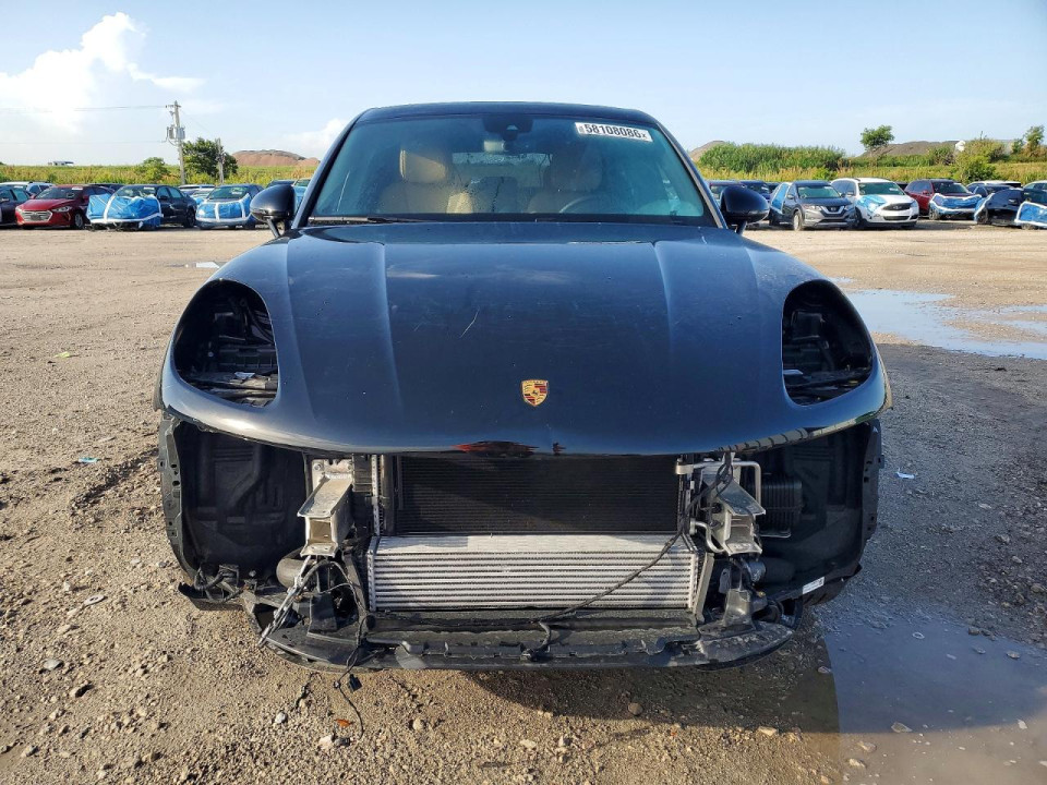 Porsche MACAN BASE 2026 — Copart