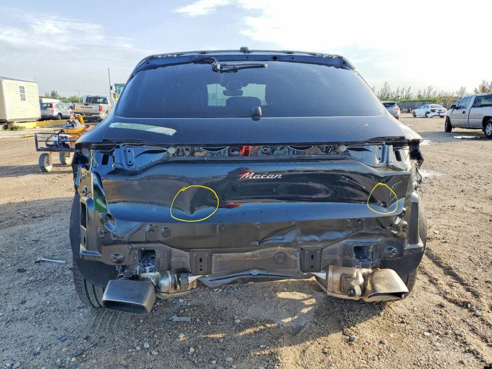 Porsche MACAN BASE 2026 — Copart