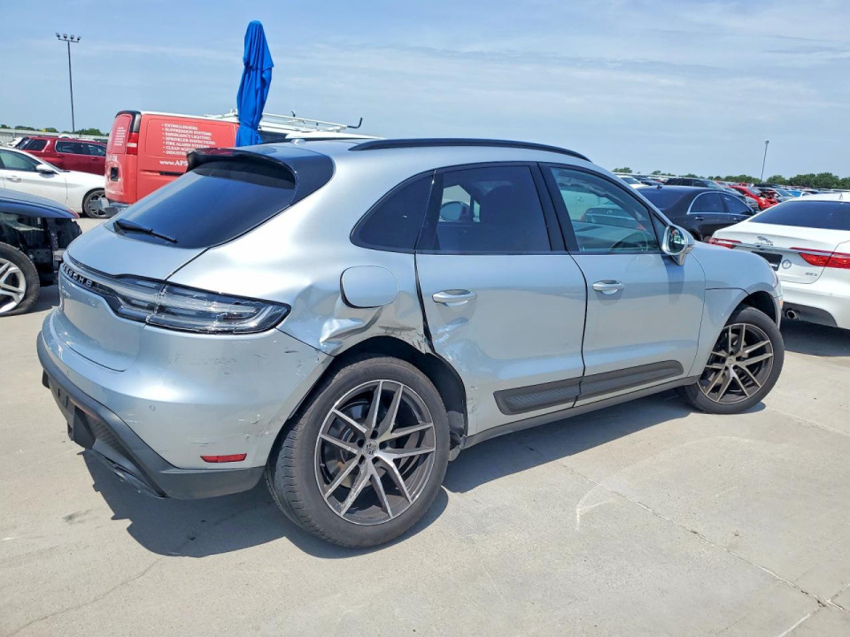 Porsche MACAN BASE 2025 — Copart