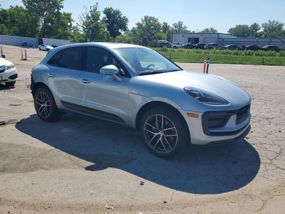 Porsche MACAN BASE 2023 — Copart