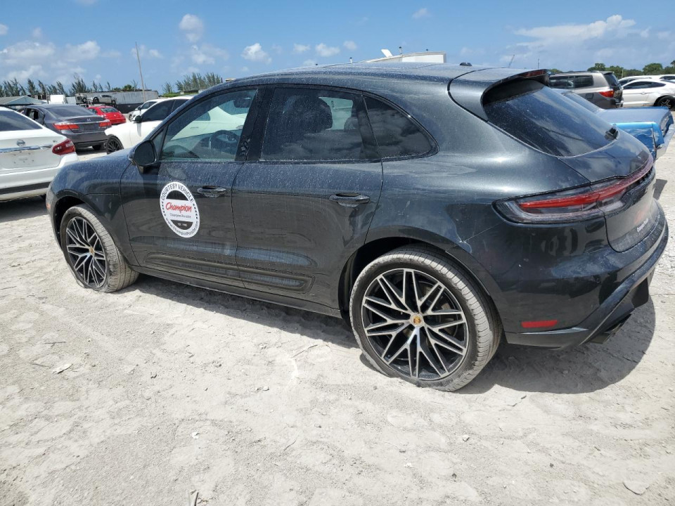 Porsche MACAN BASE 2025 — Copart