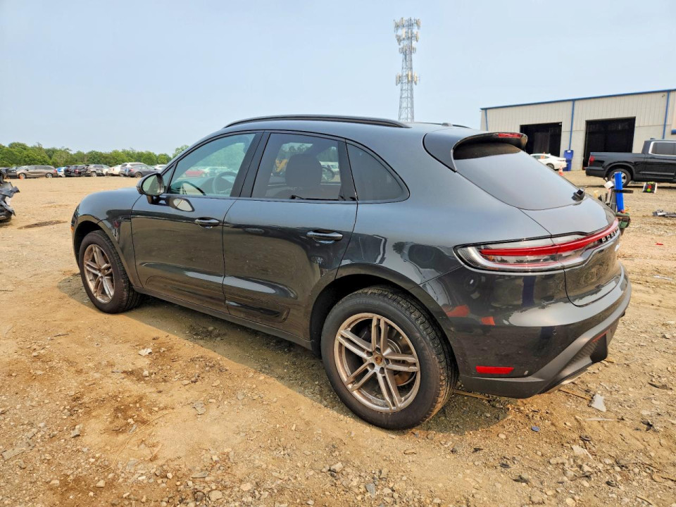 Porsche MACAN BASE 2026 — Copart