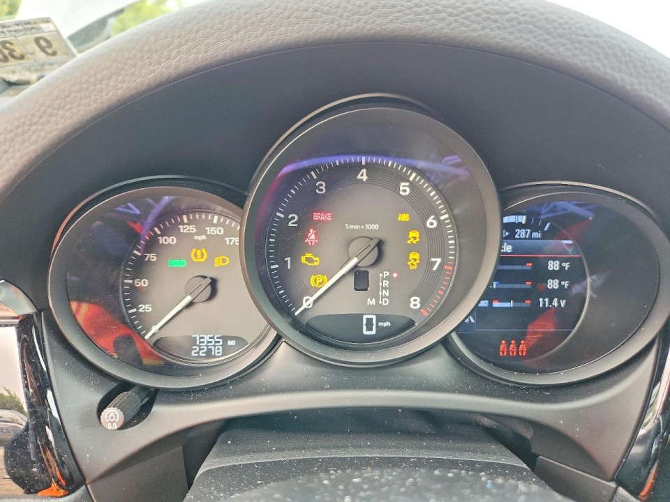 Porsche MACAN BASE 2026 — Copart