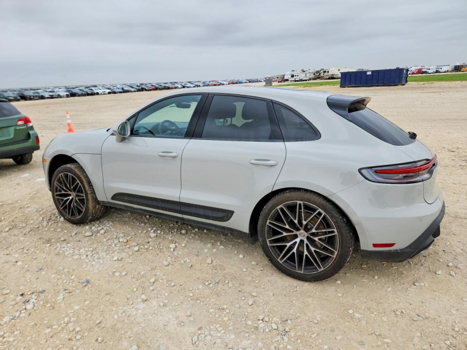 Porsche MACAN BASE 2025 — Copart