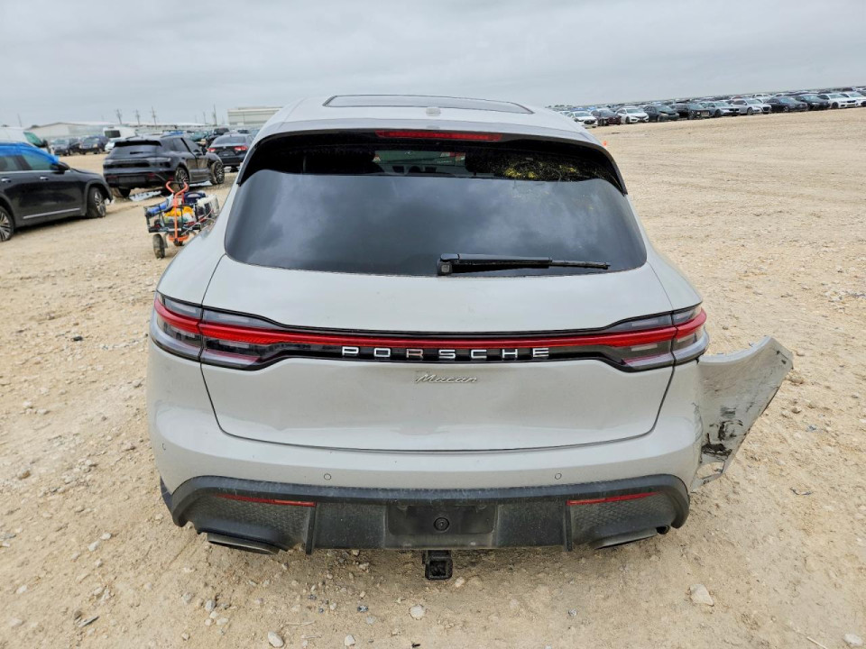 Porsche MACAN BASE 2025 — Copart