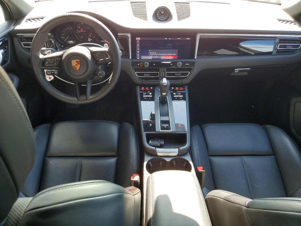 Porsche MACAN BASE 2024 — Copart